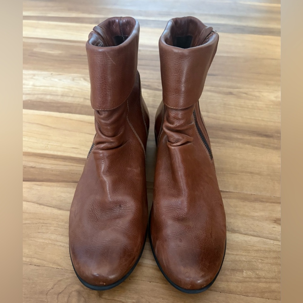 Mephisto, Brown Leather Seddy Ankle Boots, Size 7 - Picture 6 of 9